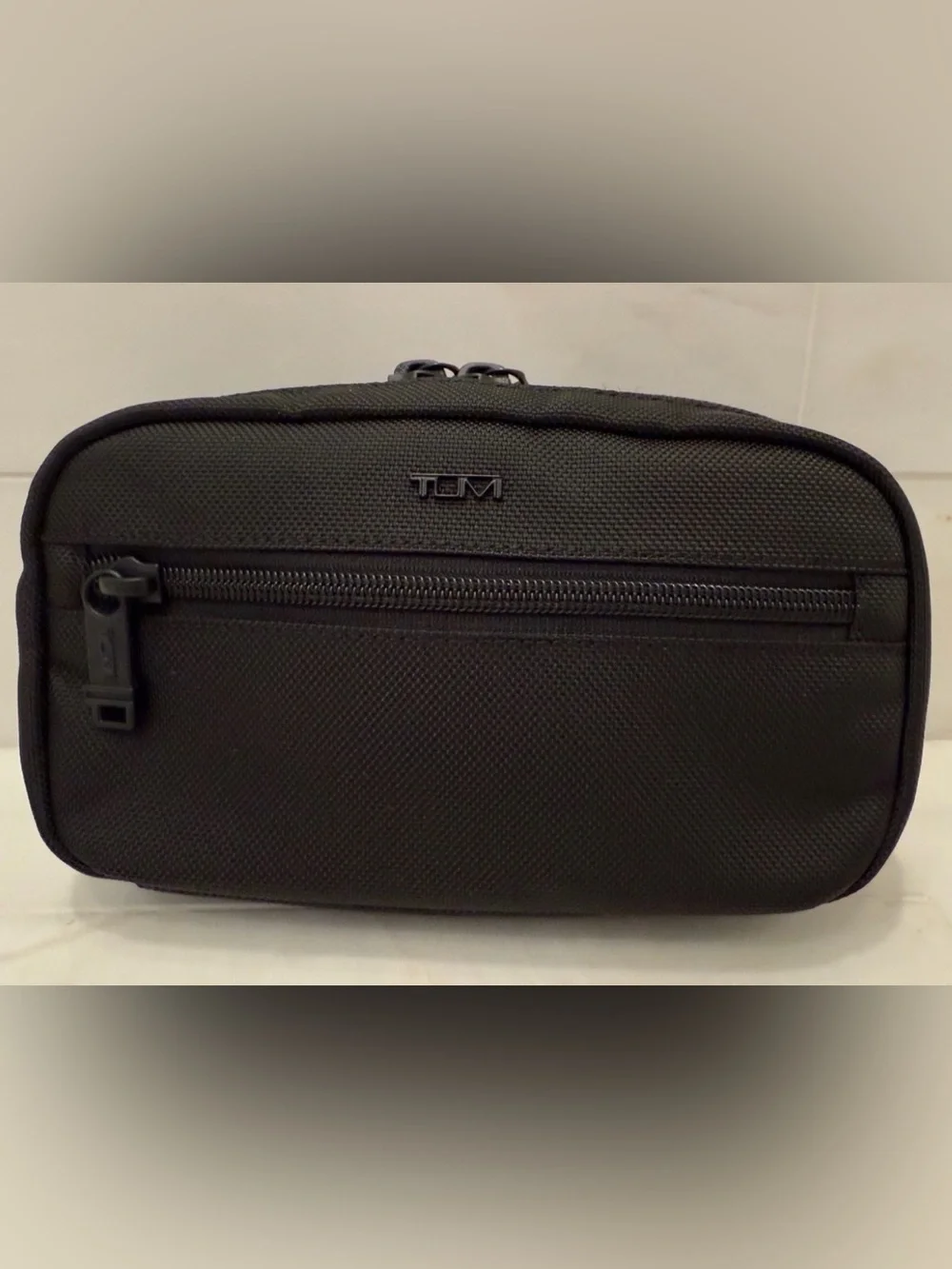 NEW Tumi + 8.0” x 4.5” Ballistic Nylon Zip Around Case - SOLID BLACK